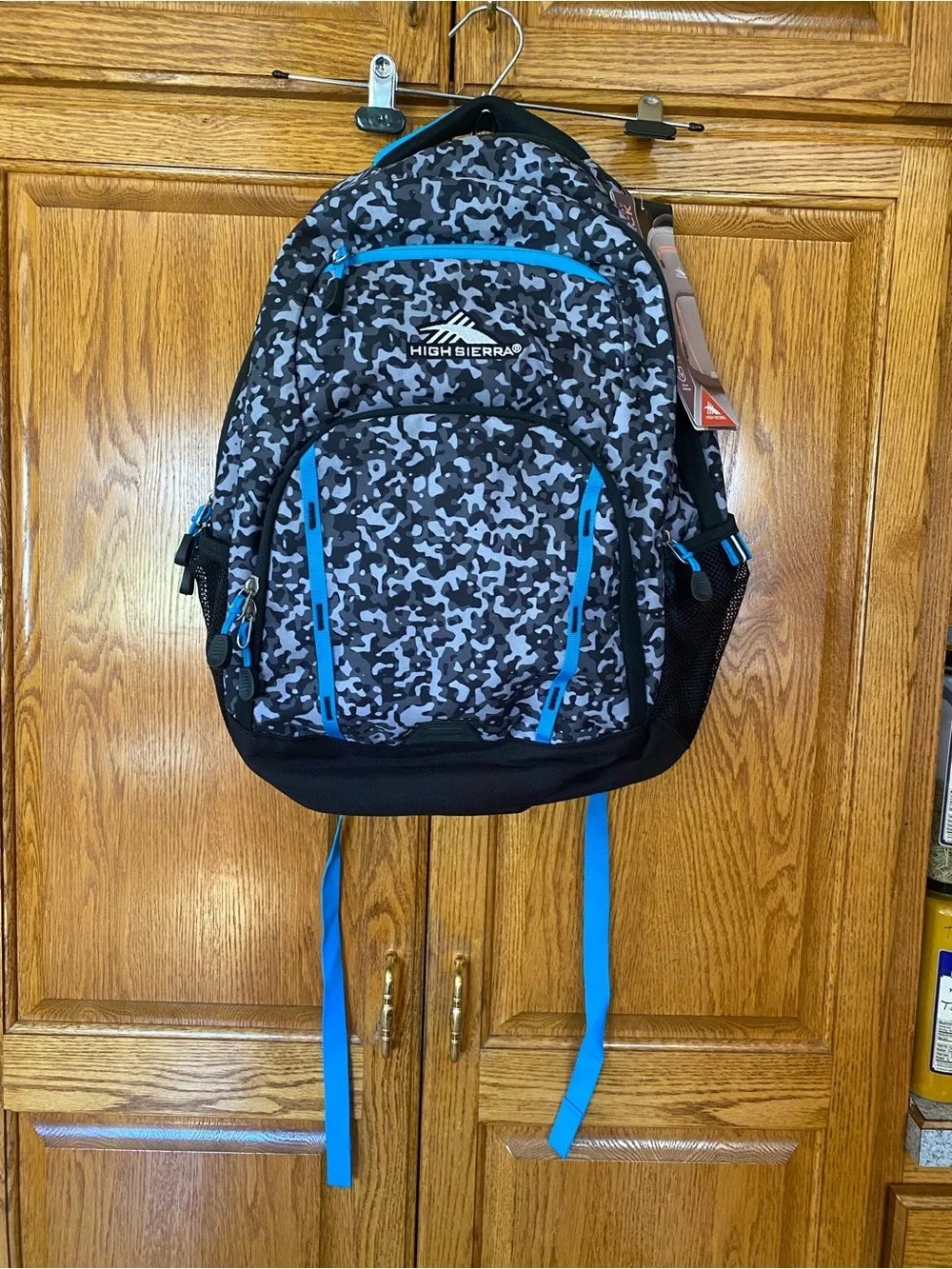 High Sierra Men’s Gray Camo Backpack with Blue Trim